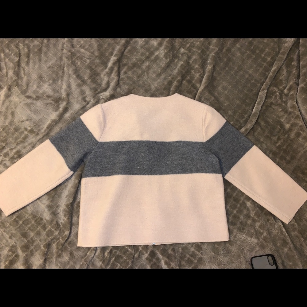 Sweater - Picture 2 of 4